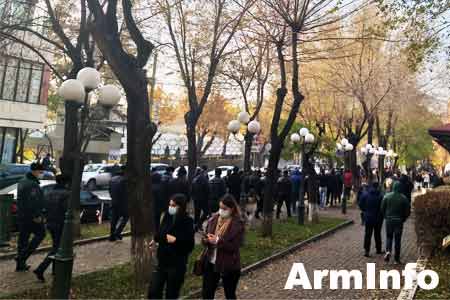 В Ереване стартовало шествие неповиновения Движения по спасению Родины
