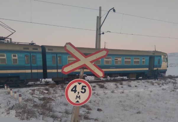 As a result of traffic violations, the car collided with an electric train