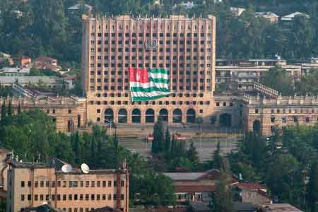 Парламент Абхазии предлагает открыть железнодорожное сообщение между Россией и Арменией через Абхазию