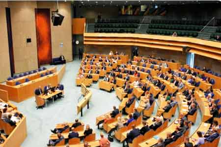 Парламент Нидерландов призывает правительство страны признать Геноцид армян