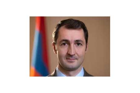 Pashinyan`s advisor Levon Mazmanyan relieved of his post