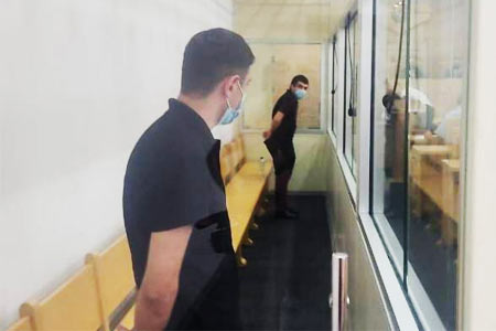 Армянские военнопленные, обвиняемые бакинским судом в "шпионаже", приговорены к лишению свободы сроком на 15 лет