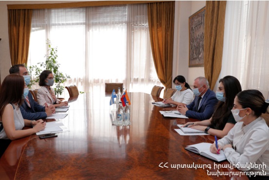 Argentina is ready to provide humanitarian, expert and volunteer  assistance to the Ministry of Emergencies of Armenia