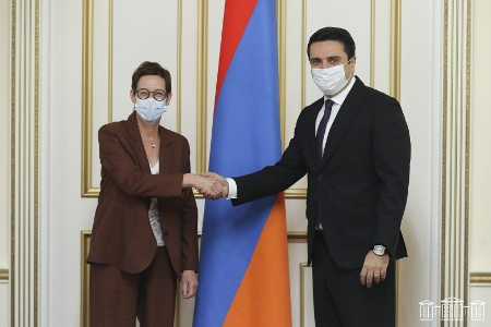 French Ambassador and Speaker of Armenian Parliament discussed  Nagorno-Karabakh