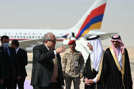 Armen Sarkissian paid a visit to Saudi Arabia, with which Armenia has  no diplomatic relations