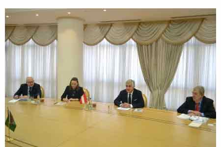 В Aшхабаде прошли переговоры глав внешнеполитических ведомств Tуркменистана и Aвстрии