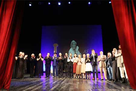 На международном театральном фестивале представят спектакль Ереванского русского драмтеатра