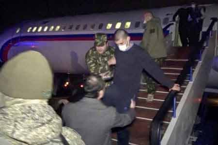 Азербайджан вернул 5-х армянских военнопленных