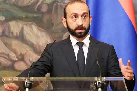Armenian FM briefs counterparts on Azerbaijani aggression