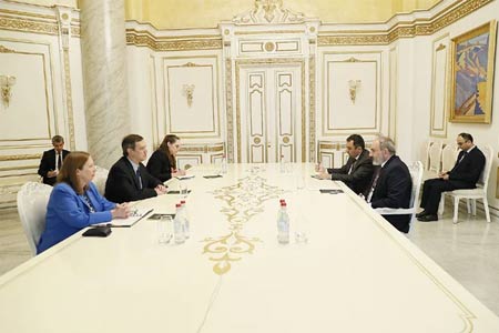 Pashinyan, Shaffer discuss peace agreement between Armenia and  Azerbaijan