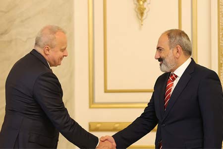 Премьер Армении и посол России обсудили роль МГ ОБСЕ в урегулировании карабахского конфликта