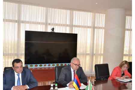 В МИД Tуркменистана состоялись туркмено-армянские политические консультации