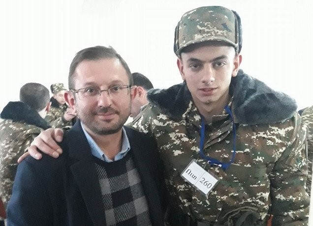 Сына оппозиционного депутата Гегама Манукяна исключили из ЕГУ - правозащитник назвал студента политзаключенным