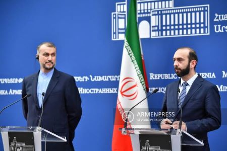 There can be no question of opening a corridor through the territory  of Armenia with any regulations specific to extraterritorial status -  Ararat Mirzoyan