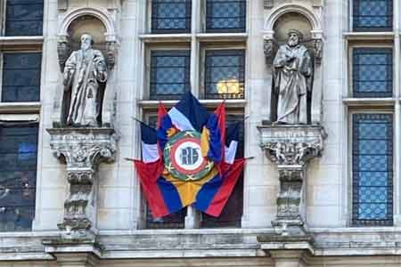 С сегодняшнего дня, в знак солидарности, над зданием мэрии Страсбурга будет развеваться флаг Армении
