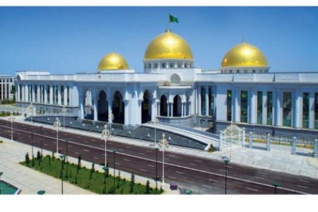 Президент Tуркменистана принял министра энергетики Исламской Республики Иран