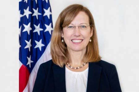Newly appointed U.S. ambassador to Armenia sworn in