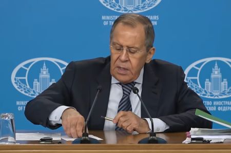 Лавров: Все обязаны уважать принцип территориальной целостности в отношении тех государств, чьи правительства, соблюдают принцип самоопределения
