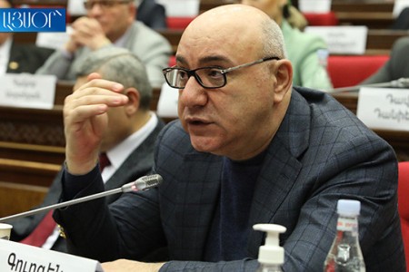 Гурген Арсенян: Сегодня в интересах властей Армении начать новый этап взаимоотношений с Россией