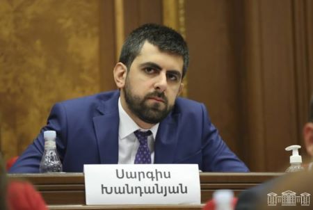 Саркис Ханданян - претендент на должность председателя комиссии НС по внешним связям