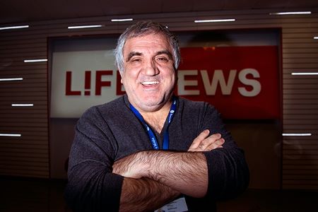 Армения отказала во въезде российскому медиамагнату. Блогер Лапшин обвиняет его во лжи