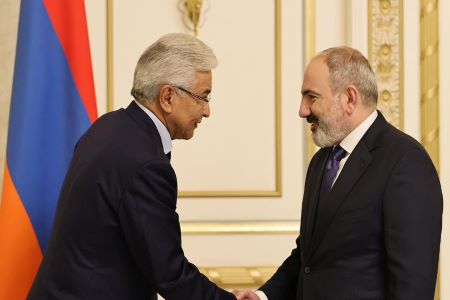 ՀՀ վարչապետն ու ՀԱՊԿ գլխավոր քարտուղարը քննարկել են հայ-ադրբեջանական սահմանին տիրող իրավիճակը