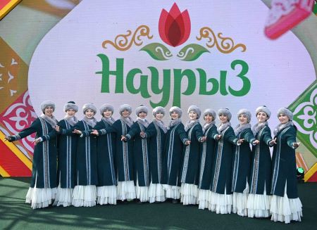 Глава государства поздравил казахстанцев с праздником Наурыз и началом священного Рамазана