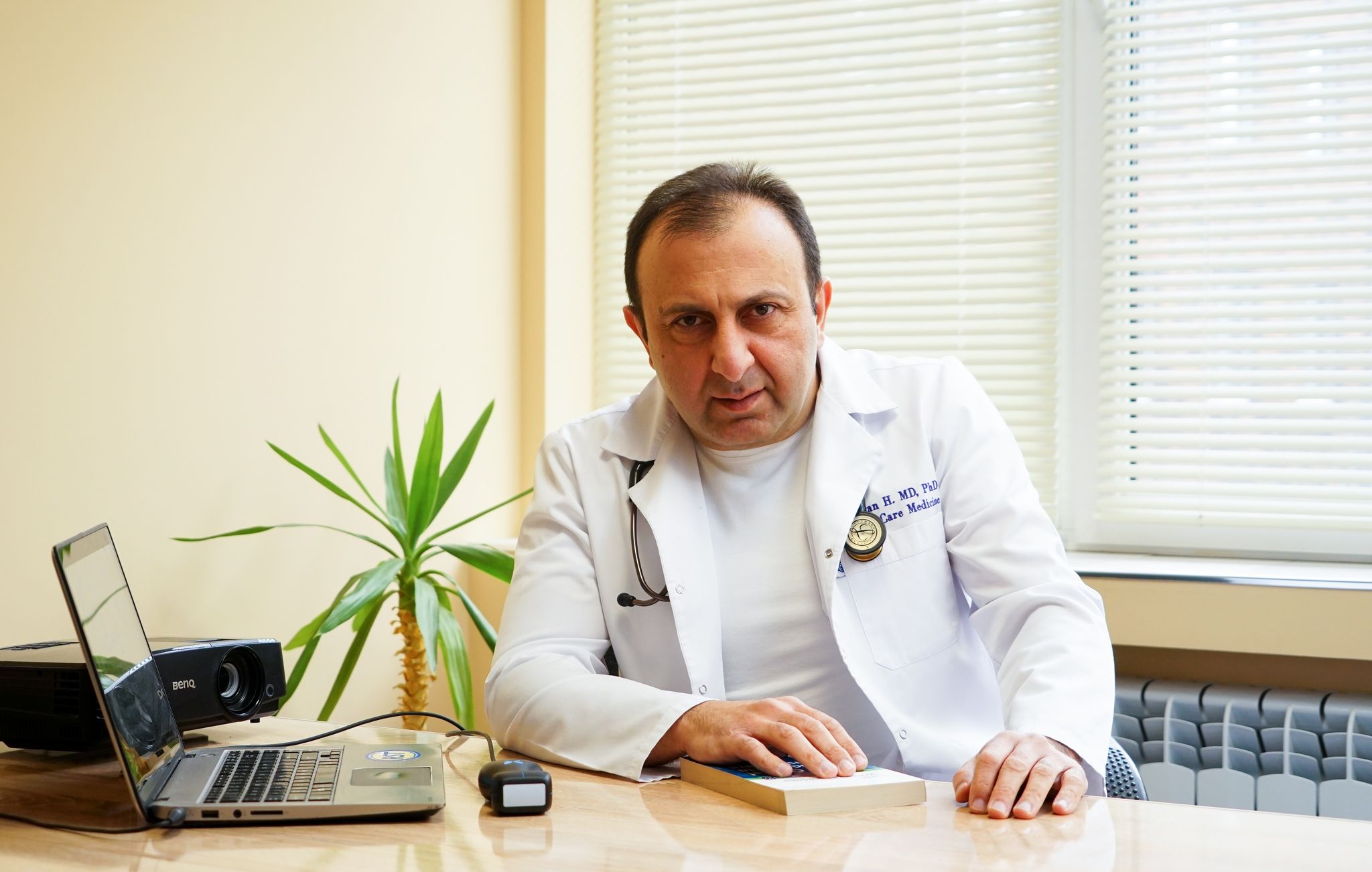 Арутюн Мангоян: Системе здравоохранения Армении нужны правила, и по ним надо работать и развиваться!