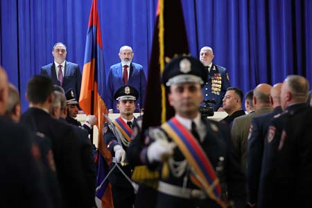 Сотрудник МВД не должен думать о хлебе насущном: Пашинян