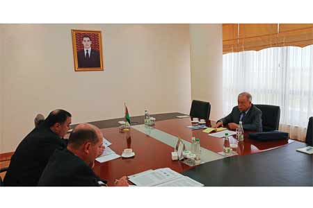 Обсуждены вопросы сотрудничества Tуркменистана в области транспортной дипломатии