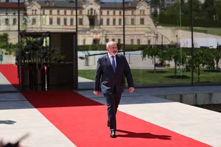 Prime Minister: Important point of Prague agreement was use of 1975  maps to delimit Armenian- Azerbaijani borders