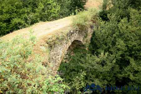 Ադրբեջանցիները շարունակում են ոչնչացնել հայկական ժառանգությունն Արցախի օկուպացված տարածքներում. այս անգամ վերացվել է Հալիվորի կամուրջը
