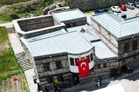 В Эрзруме открылся так называемый Центр исследования турецко-армянских отношений, который займется разжиганием армянофобии в Турции