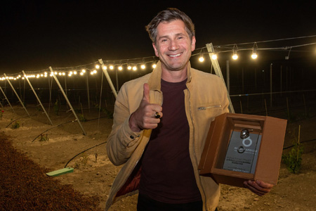 Майкл Гюрджян удостоился награды <Мастер> за вклад в кинематограф в рамках кинофестиваля <Золотой абрикос>