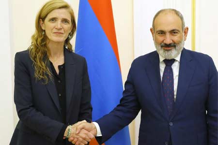 Nikol Pashinyan held talks with Samantha Power