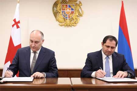 Министры обороны Армении и Грузии подписали план двустороннего оборонного сотрудничества