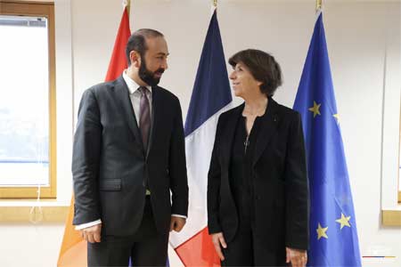 Вопросы армяно-французской двусторонней повестки обсудили в Брюсселе главы МИД Армении и Франции