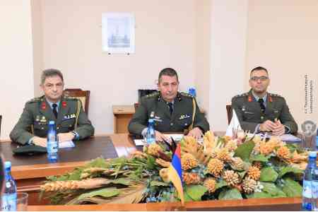 В Ереване состоялись трехсторонние оборонные консультации Армения-Греция-Кипр