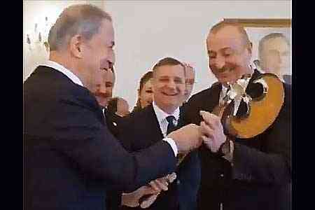 Чeствование Сафарова - АНКА с сарказмом отреагировал на боевой топор, подаренный Алиеву турецким депутатом