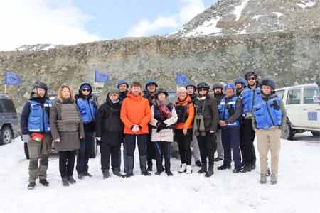 French delegation inspects security in Sotk mine 