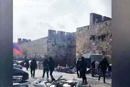 Израильская полиция вновь пытается захватить территорию армянского квартала  "Коровий сад" в Иерусалиме