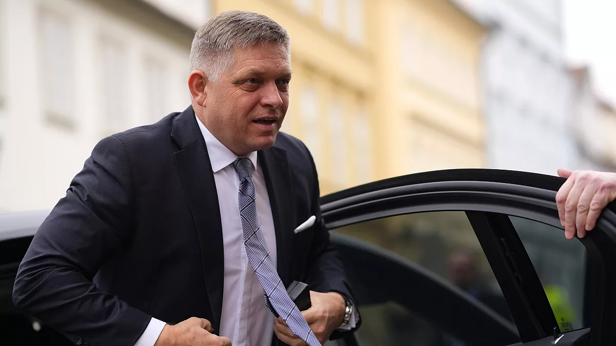 Премьер-министр Словакии находится в сознании