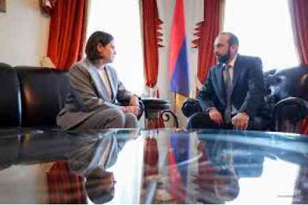 Глава МИД Армении в Вильнюсе провел встречу со Светланой  Тихановской