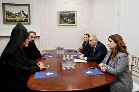 Armenia`s premier meets with Chairman of the Commission on Relations  between World Council of Churches and Vatican in Washington 