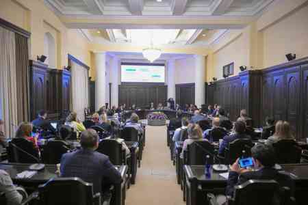 Armenia`s authorities allow refugees from Azerbaijan to privatize  housing 