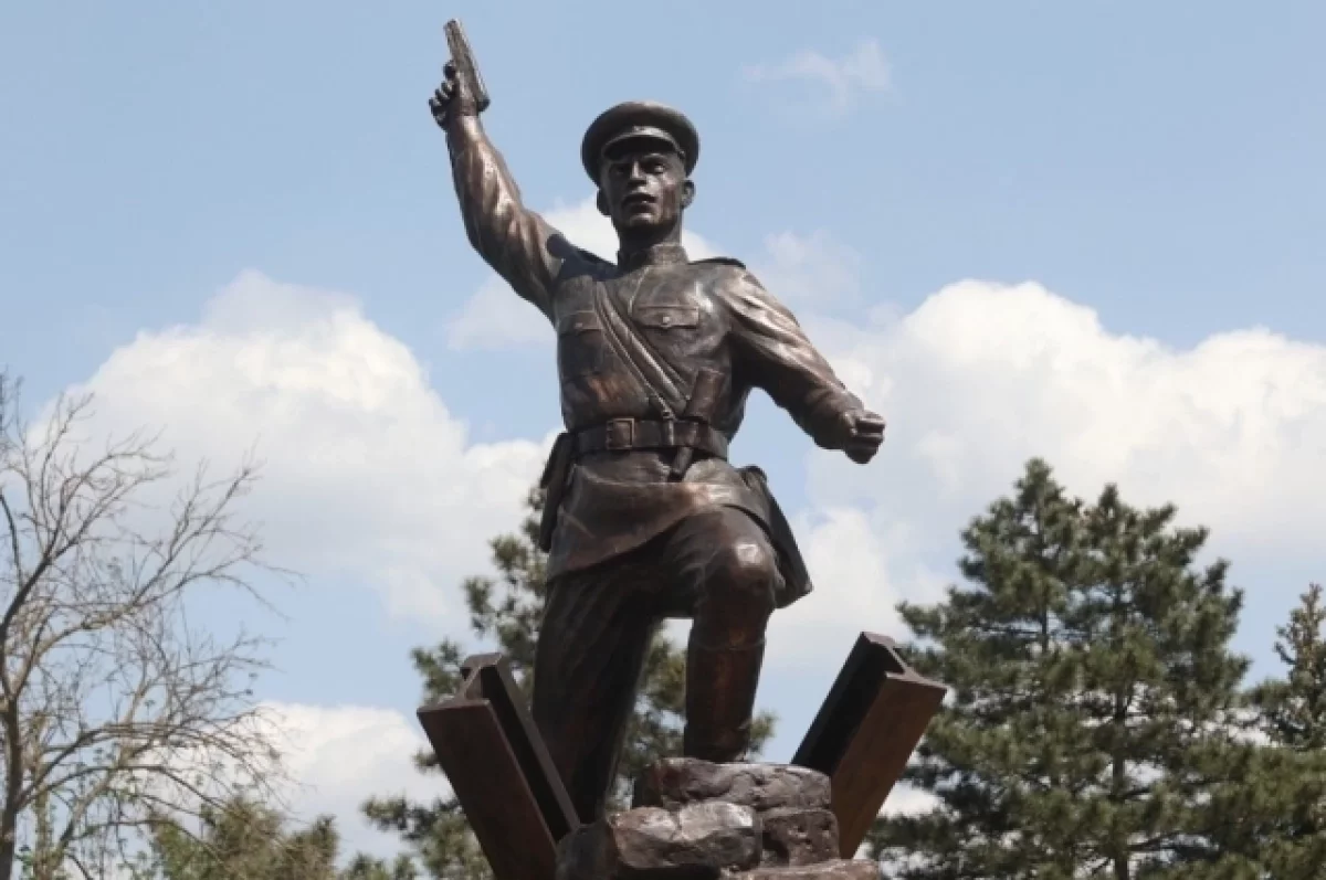 Monument to Great Patriotic War hero Ghukas Madoyan unveiled in  Rostov