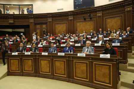 В  парламенте Армении вновь  ситуация обострилась