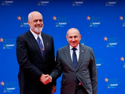 Pashinyan attends opening ceremony of  6th European Political  Community Summit in Tirana