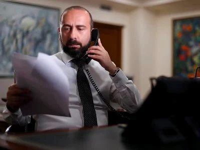 Armenian FM holds phone conversation with OSCE Chairperson-in-Office