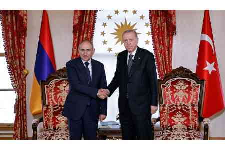 Armenia`s premier invites Turkish president to Armenia next spring 
